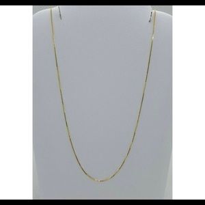 Solid yellow gold box chain